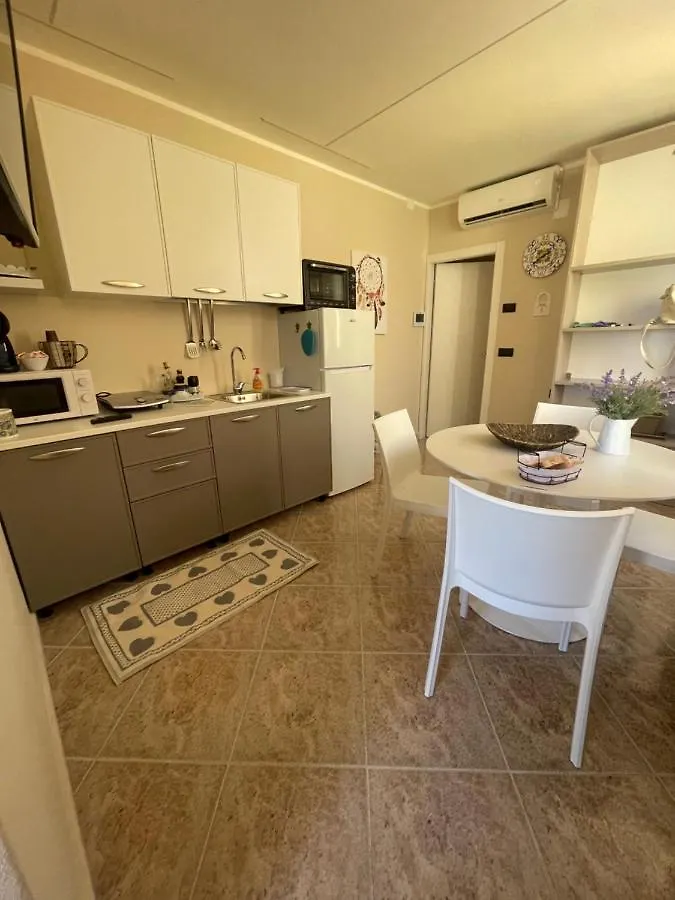 Fronte Mare Arenella Bed and Breakfast Palermo Italia